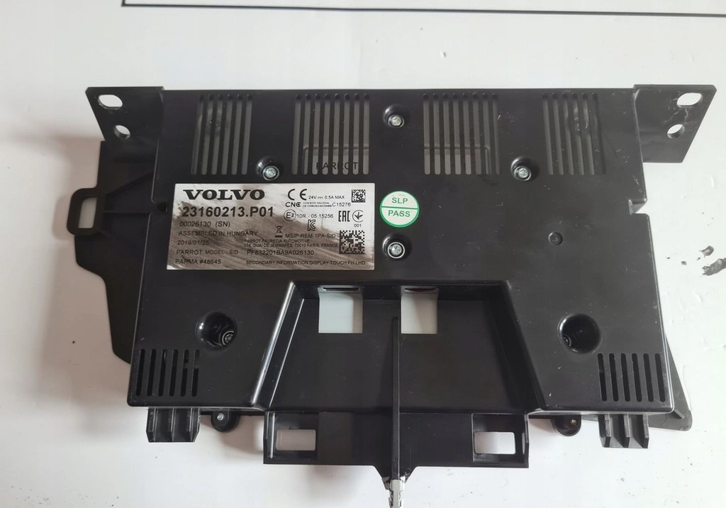 WYŚWIETLACZ PANEL RADIA NAWIGACJI VOLVO FH 4 FH 16 EURO 6 23160213 - P01 - Dashboard: picture 3 WYŚWIETLACZ PANEL RADIA NAWIGACJI VOLVO FH 4 FH 16 EURO 6 23160213 - P01 - Dashboard: picture 3