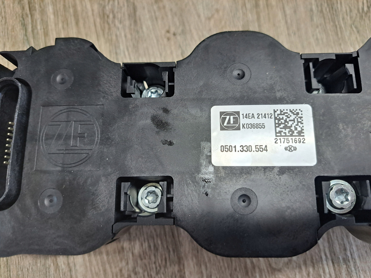 ZF ZESTAW WYBIERAKÓW MODUŁ CEWKA BLOK WYBIERAKA SKRZYNI BIEGÓW ZF TRAXON - Gearbox and parts for Truck: picture 3 ZF ZESTAW WYBIERAKÓW MODUŁ CEWKA BLOK WYBIERAKA SKRZYNI BIEGÓW ZF TRAXON - Gearbox and parts for Truck: picture 3