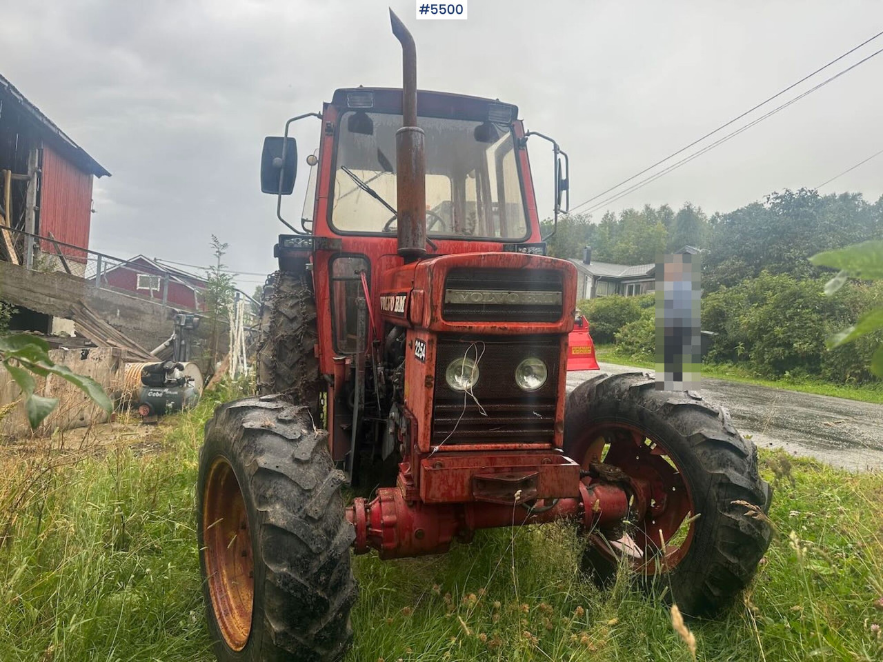 1979 Volvo BM 2254 tractor with front loader and chains. SEE VIDEO. - Farm tractor: picture 3 1979 Volvo BM 2254 tractor with front loader and chains. SEE VIDEO. - Farm tractor: picture 3