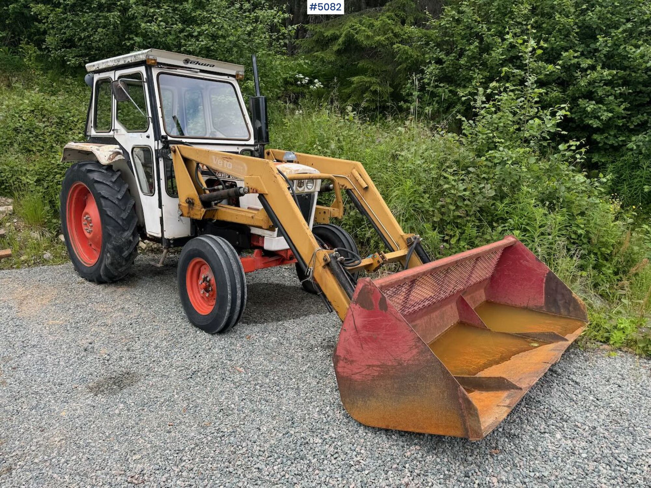 Farm tractor 1980 David Brown 885 w/ front loader and bucket: picture 13
