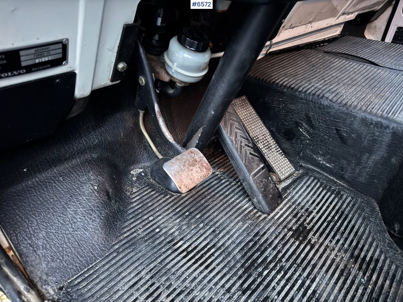 1980 Volvo F408 Turbo 6 4x2 w/ crane on lease 1980 Volvo F408 Turbo 6 4x2 w/ crane: picture 16