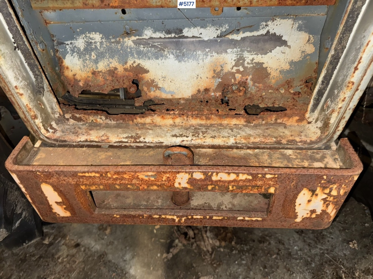 1984 Massey Ferguson 675 - Farm tractor: picture 4 1984 Massey Ferguson 675 - Farm tractor: picture 4