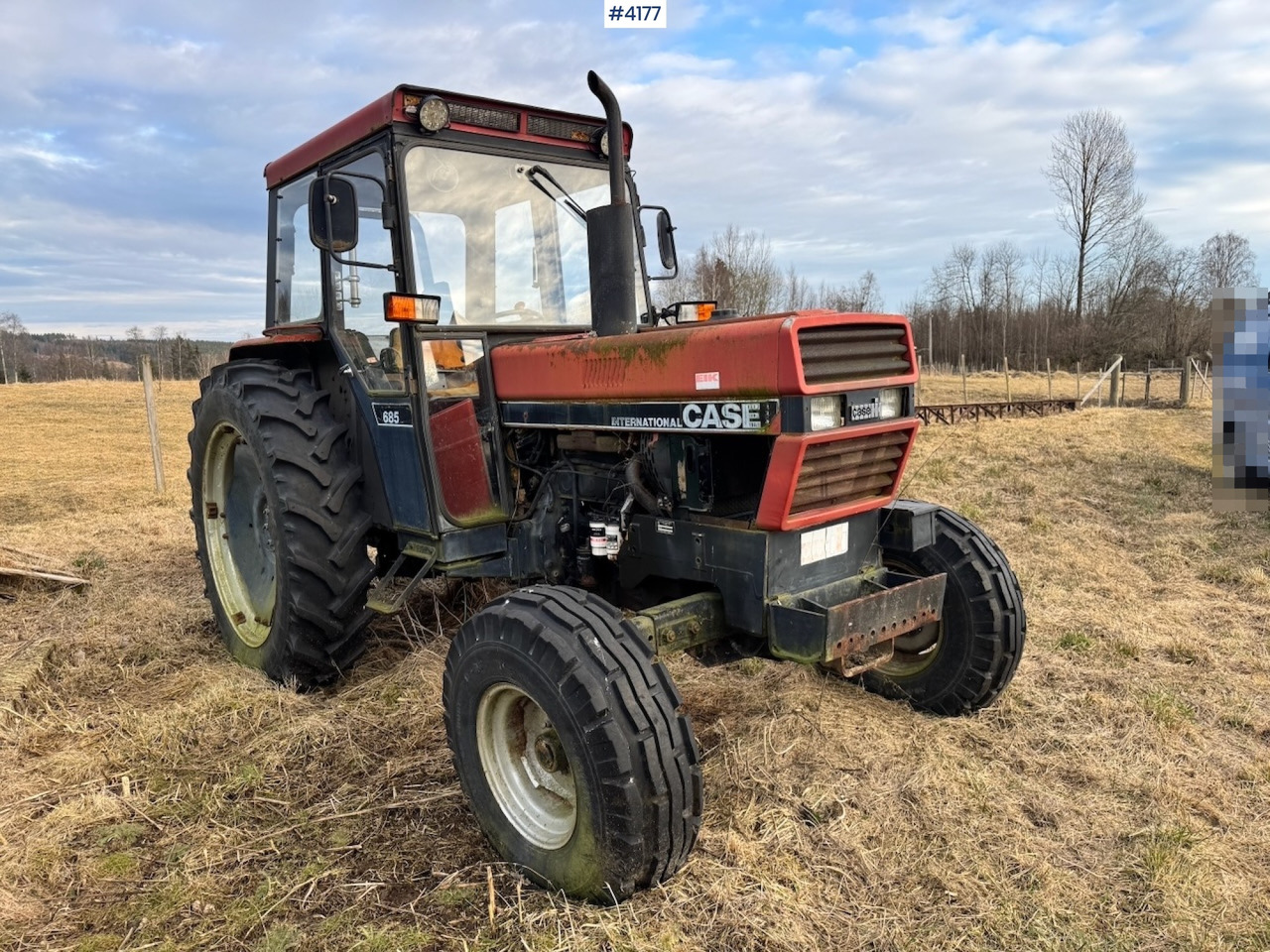 1986 Case International 685 4x2 - Farm tractor: picture 3 1986 Case International 685 4x2 - Farm tractor: picture 3