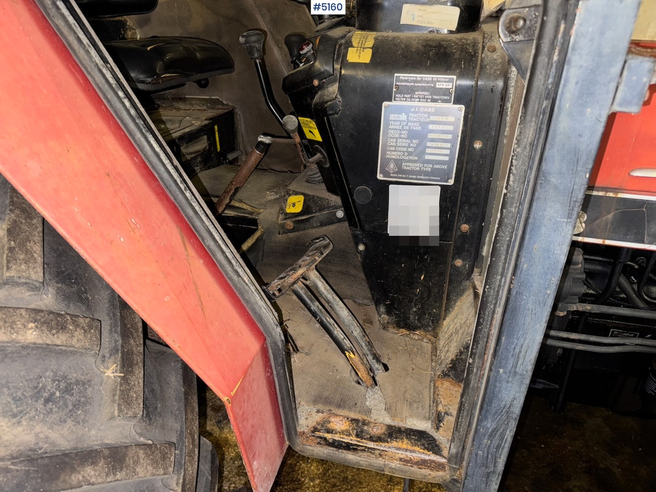 1987 Case International 833 - Farm tractor: picture 5 1987 Case International 833 - Farm tractor: picture 5