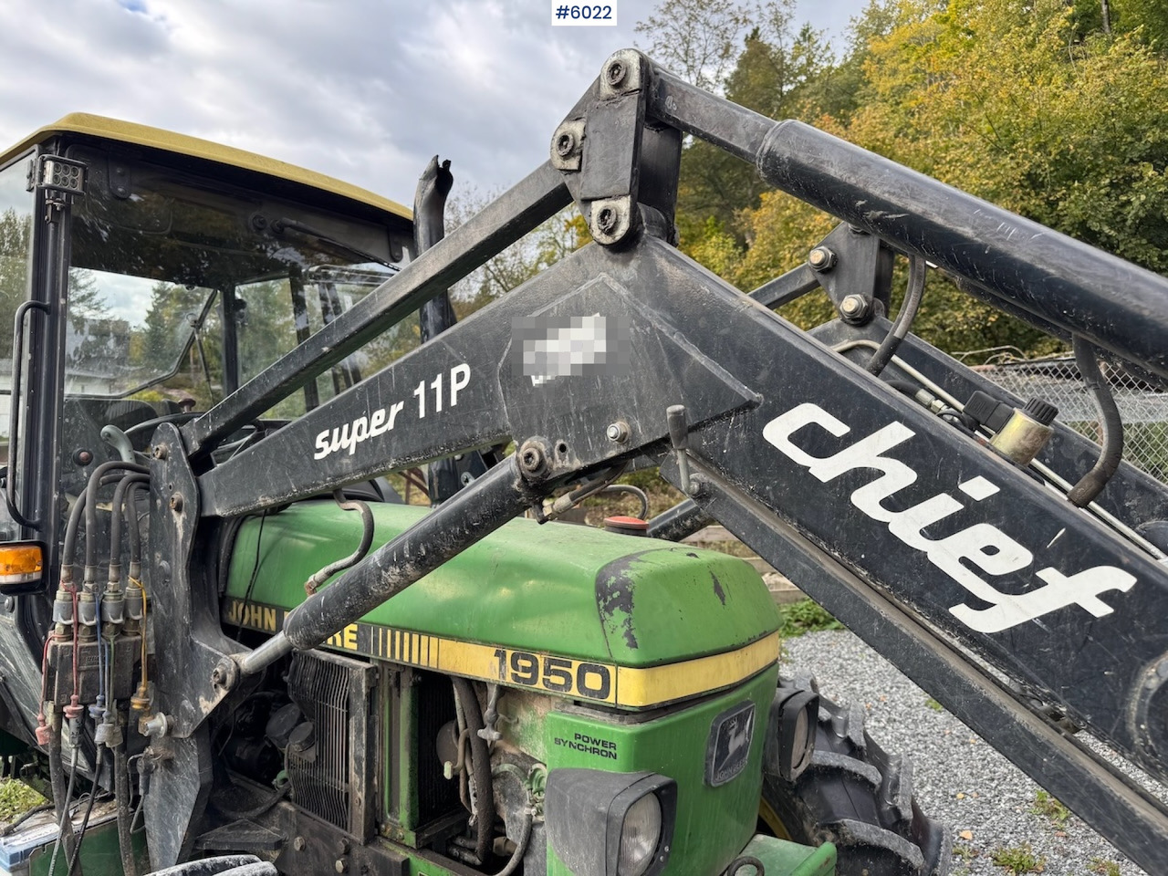 1990 John Deere 1950 Power Synchron w/ front loader. - Farm tractor: picture 5 1990 John Deere 1950 Power Synchron w/ front loader. - Farm tractor: picture 5
