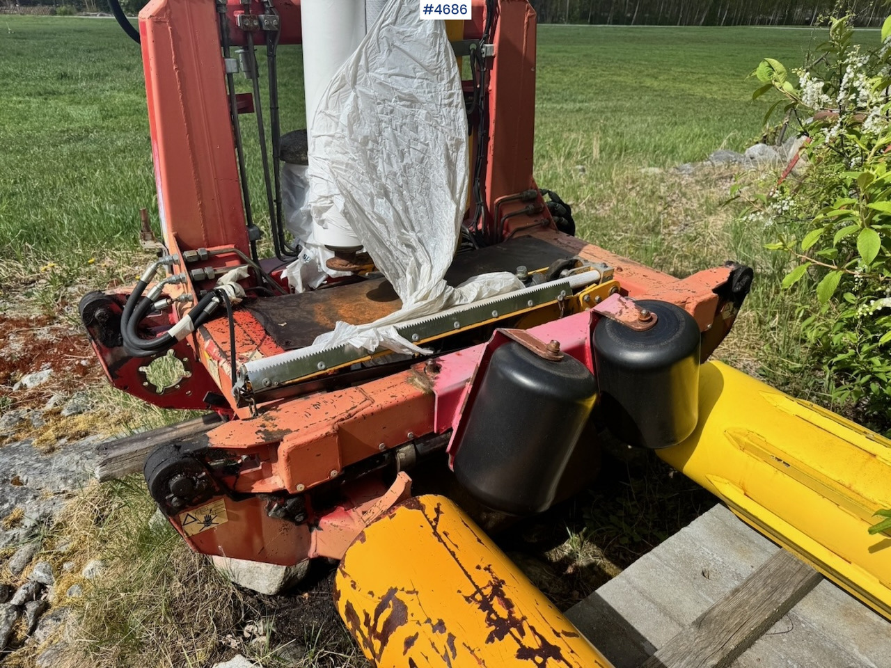 1995 Tellefsdal 1500 Round bale wrapper. New electronics. - Hay and forage equipment: picture 5 1995 Tellefsdal 1500 Round bale wrapper. New electronics. - Hay and forage equipment: picture 5