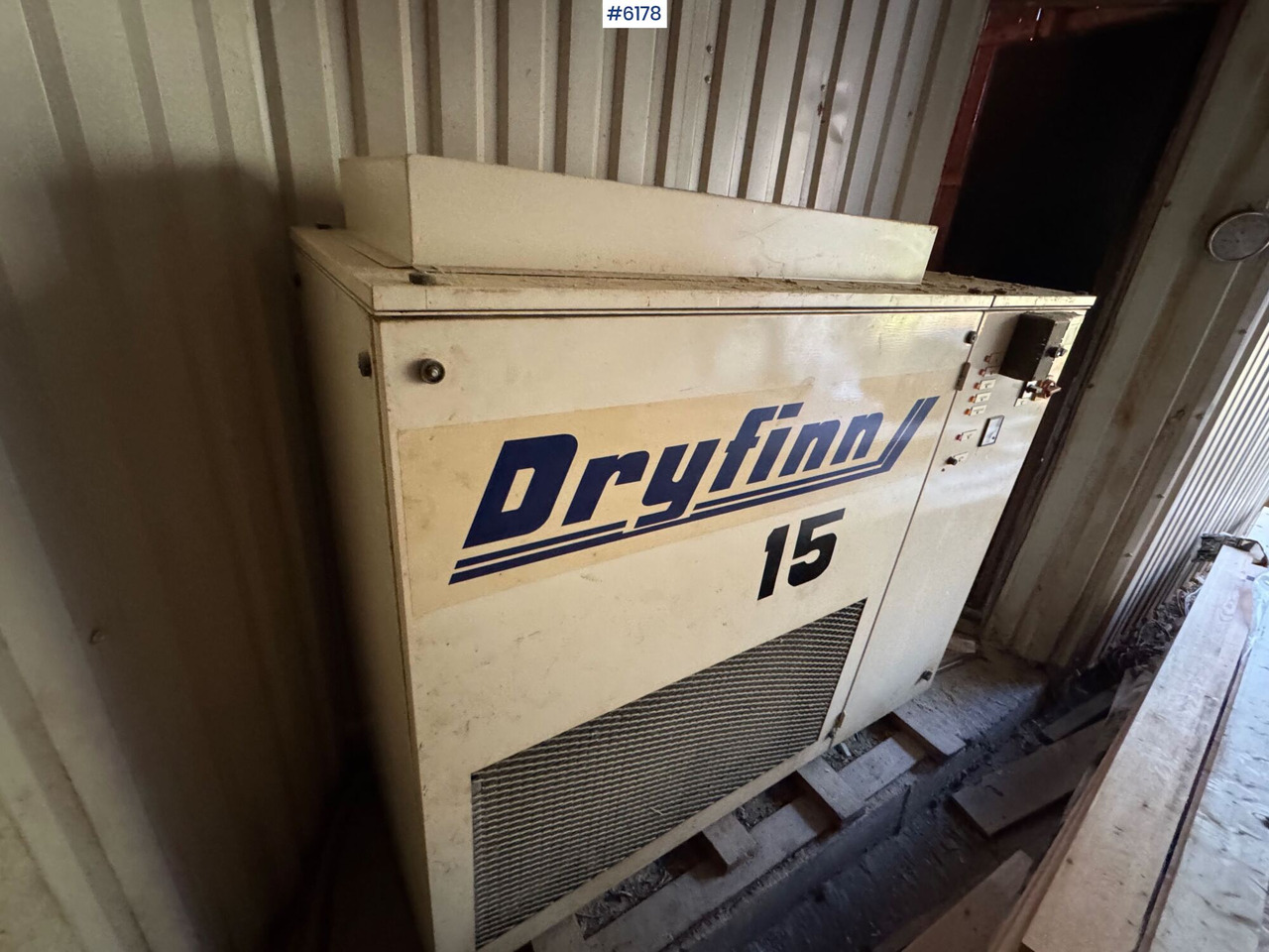 1997 Dryfinn 15 drying unit with circulation fans and trolley - Industrial HVAC equipment: picture 2 1997 Dryfinn 15 drying unit with circulation fans and trolley - Industrial HVAC equipment: picture 2