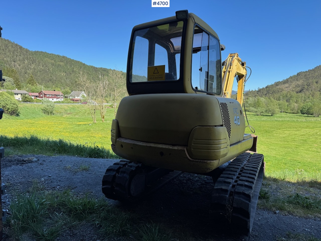 Excavator 1997 Komatsu PC40-7. (Few hours).: picture 8