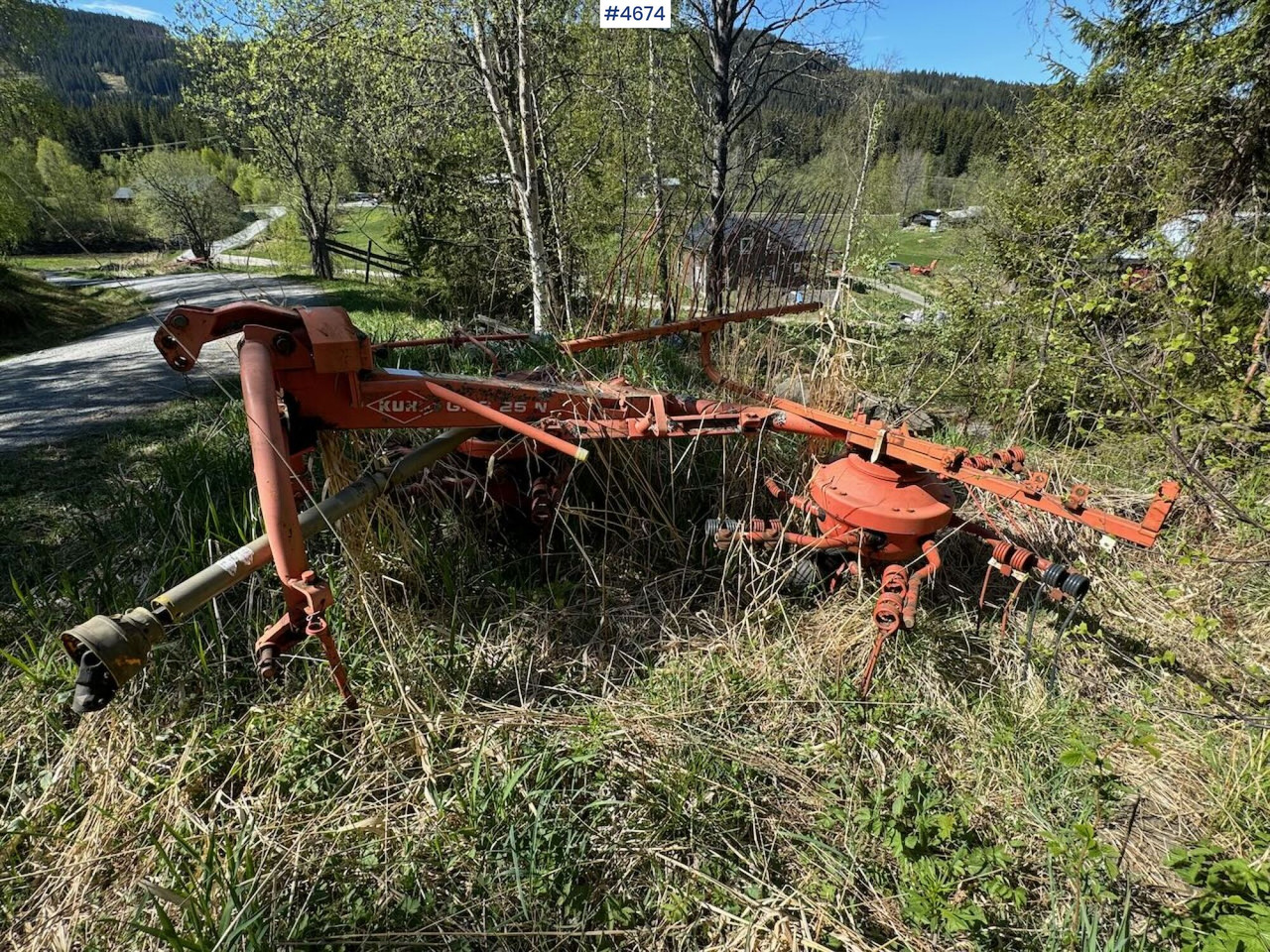 1998 Kuhn GRS 25 - Hay and forage equipment: picture 1 1998 Kuhn GRS 25 - Hay and forage equipment: picture 1
