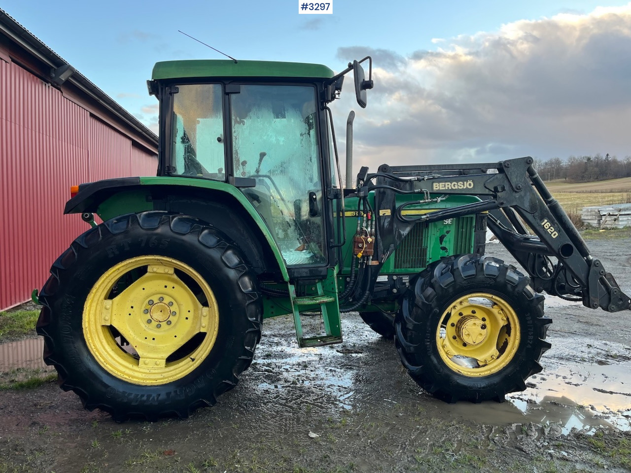 1999 John Deere 6210 SE with Front Loader - Farm tractor: picture 5 1999 John Deere 6210 SE with Front Loader - Farm tractor: picture 5