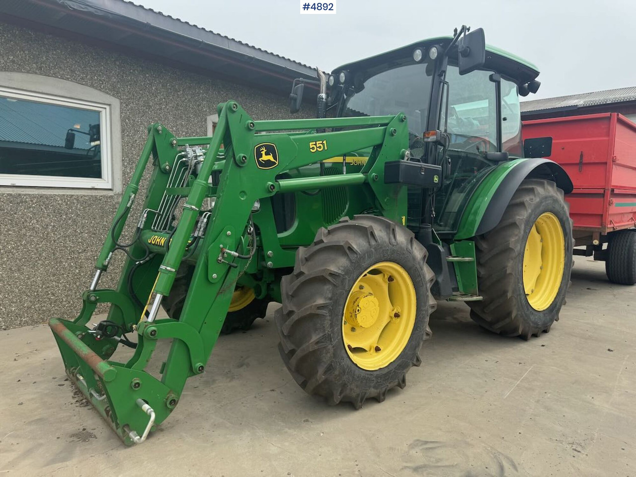 2004 John Deere 5720 4x4 w/ front loader - Farm tractor: picture 1 2004 John Deere 5720 4x4 w/ front loader - Farm tractor: picture 1