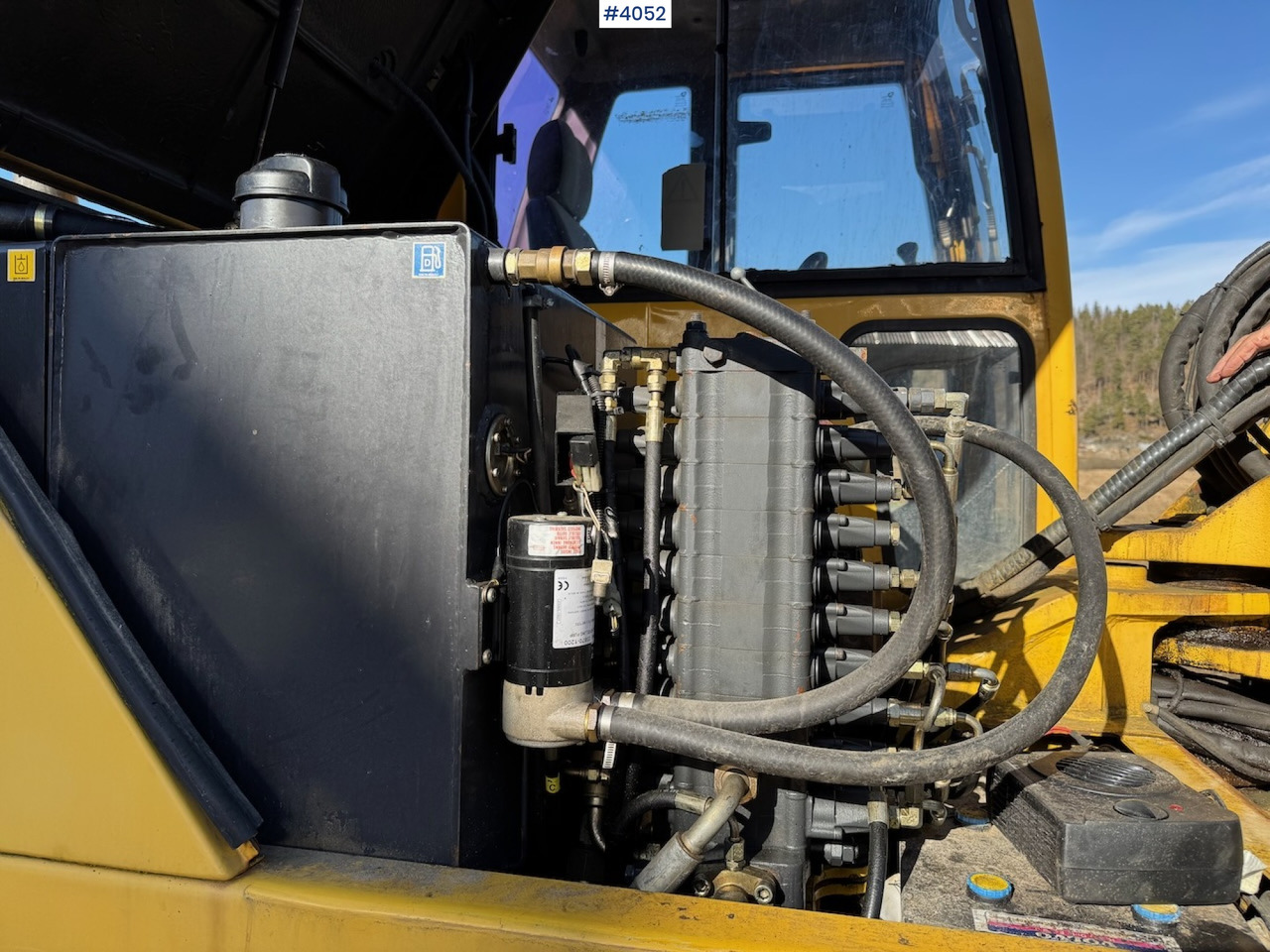 2004 Komatsu PW 110R - Excavator: picture 5 2004 Komatsu PW 110R - Excavator: picture 5