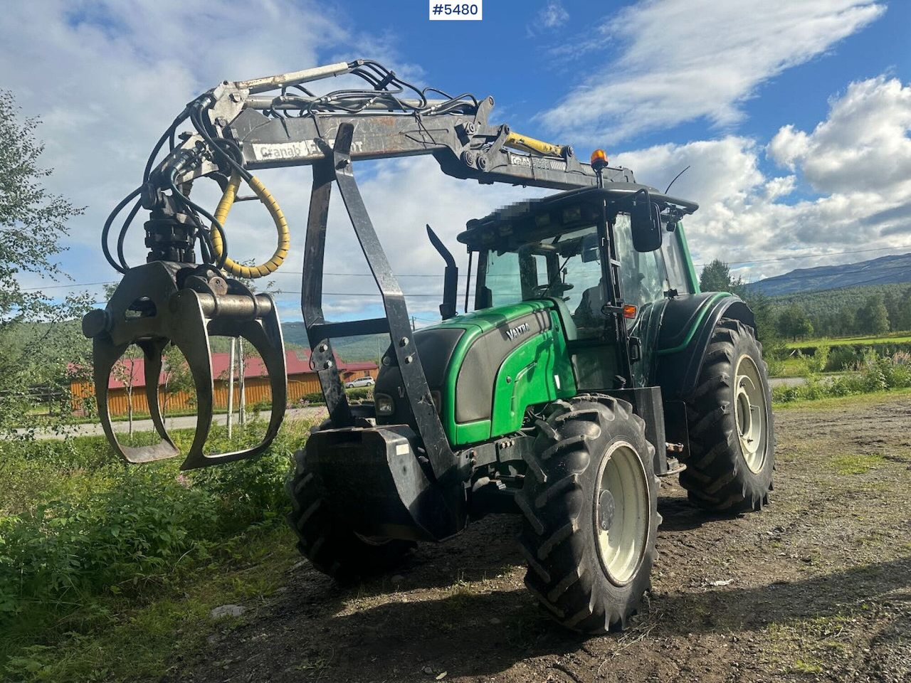 2008 Valta N101 4x4 tractor w/ Cranab FC53 crane. WATCH VIDEO. - Farm tractor: picture 2 2008 Valta N101 4x4 tractor w/ Cranab FC53 crane. WATCH VIDEO. - Farm tractor: picture 2