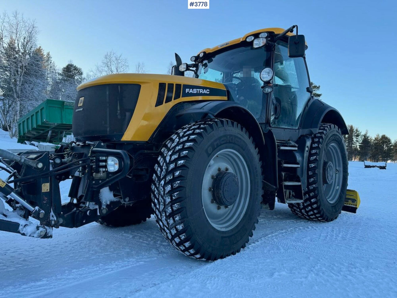 2010 JCB Fastrac 8250 - Farm tractor: picture 3 2010 JCB Fastrac 8250 - Farm tractor: picture 3