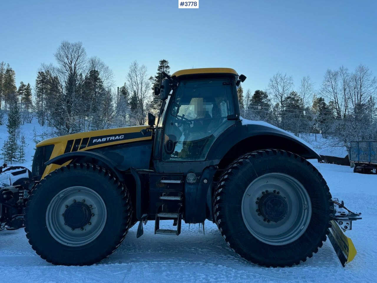 2010 JCB Fastrac 8250 - Farm tractor: picture 4 2010 JCB Fastrac 8250 - Farm tractor: picture 4