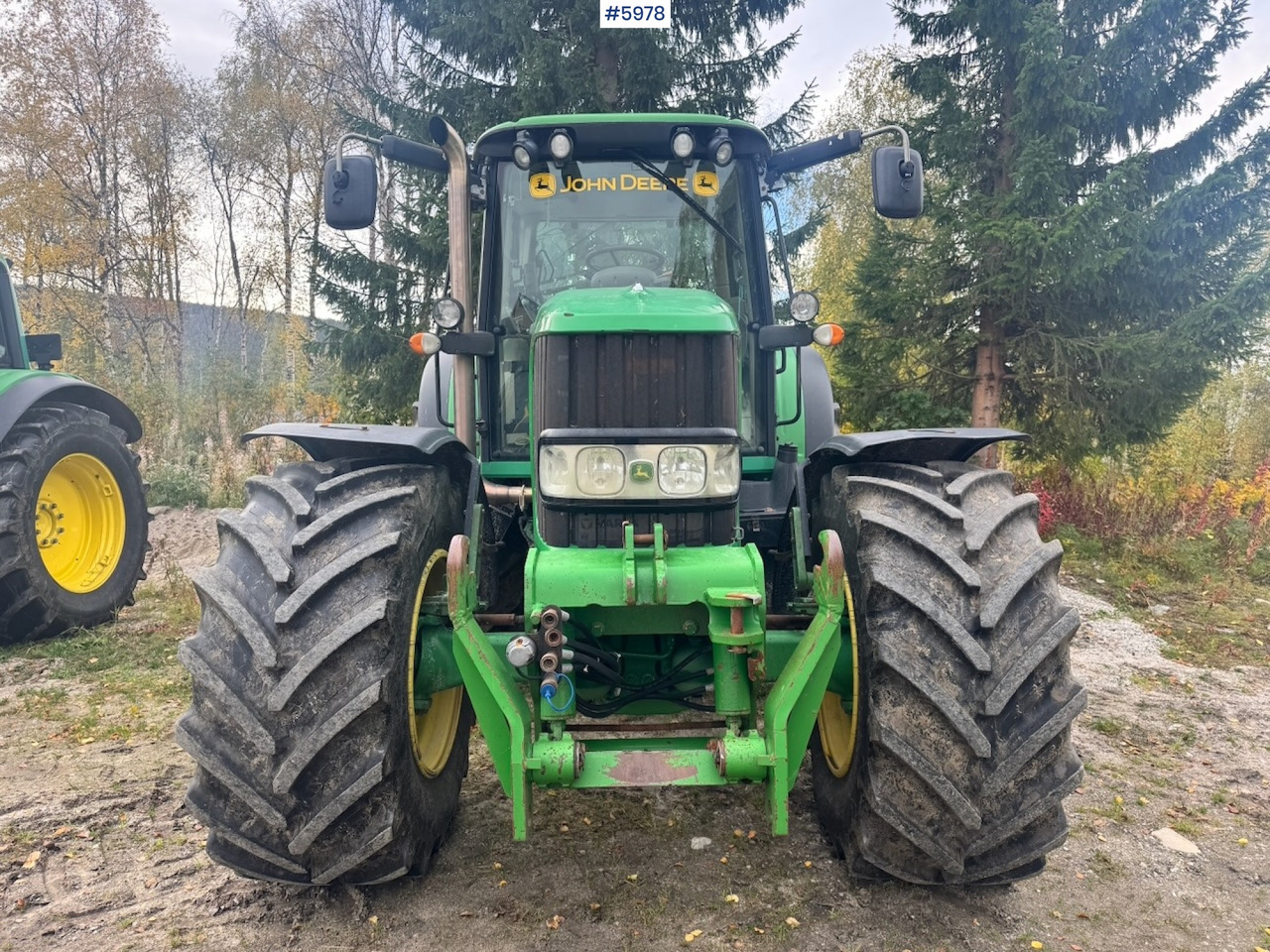2010 John Deere 6930 with Front Hydraulic - Farm tractor: picture 3 2010 John Deere 6930 with Front Hydraulic - Farm tractor: picture 3