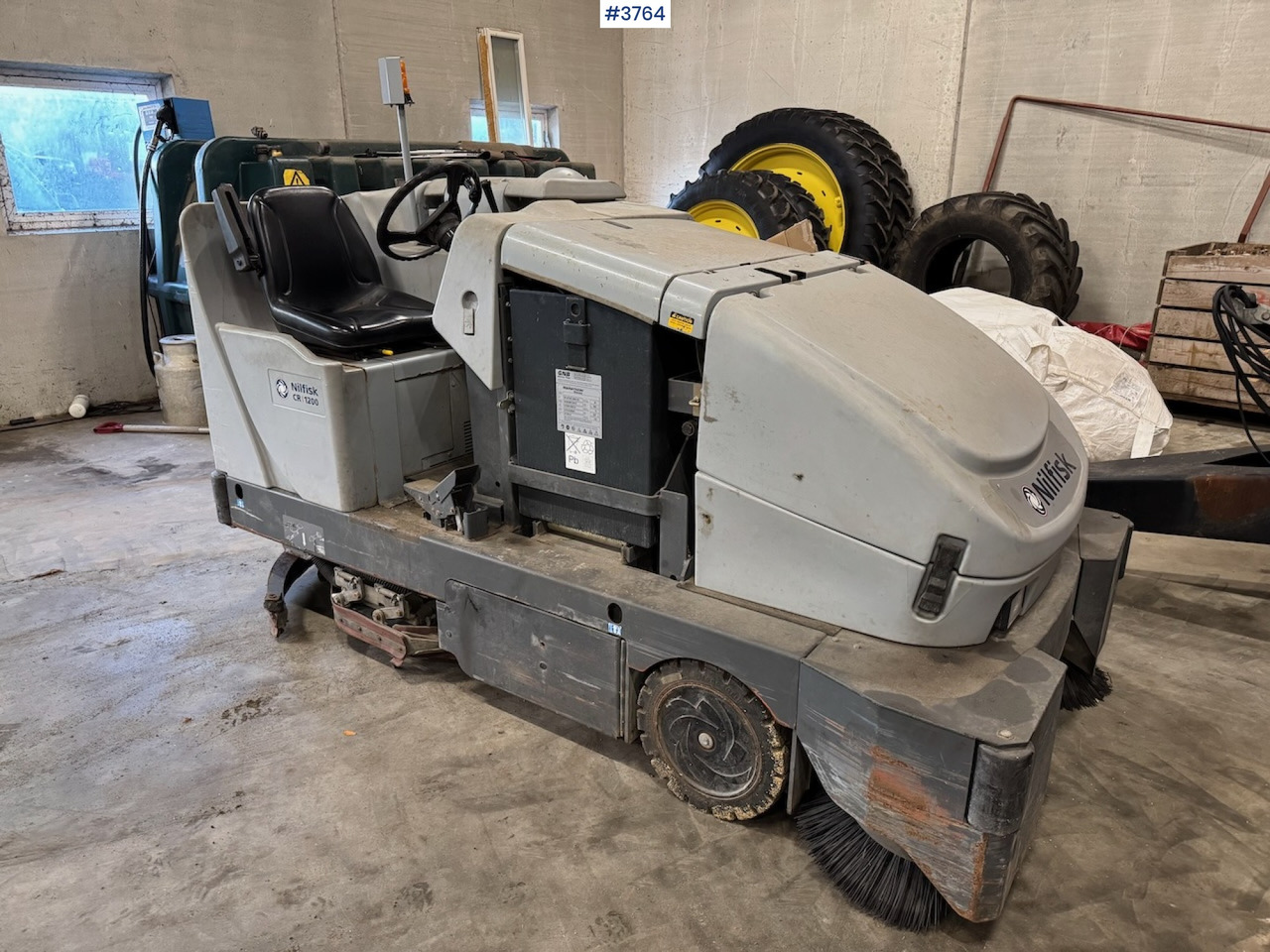 2012 Nilfisk CR 1200 broom and sweeper - Industrial sweeper: picture 2 2012 Nilfisk CR 1200 broom and sweeper - Industrial sweeper: picture 2