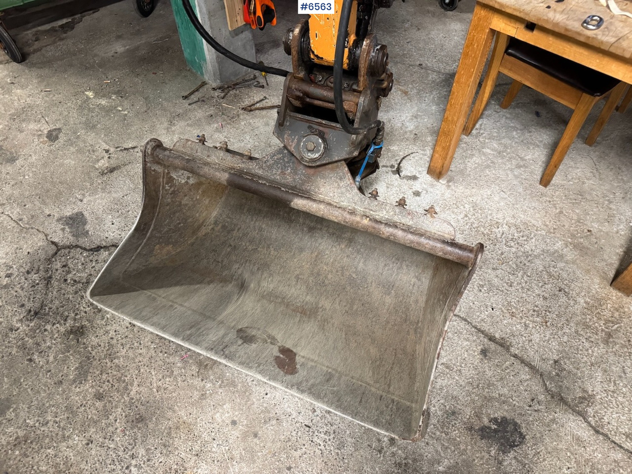 Excavator 2014 Case CX 30B S2 ZTS w/ 3 buckets, grapple and trailer.: picture 8 Excavator 2014 Case CX 30B S2 ZTS w/ 3 buckets, grapple and trailer.: picture 8