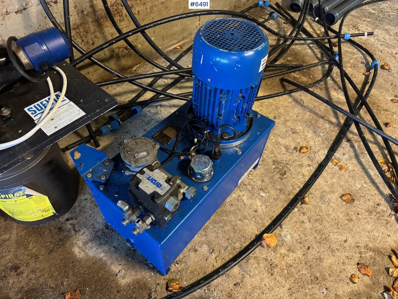 2015 Hydraulic shovel system w/ motor - Livestock equipment: picture 3 2015 Hydraulic shovel system w/ motor - Livestock equipment: picture 3