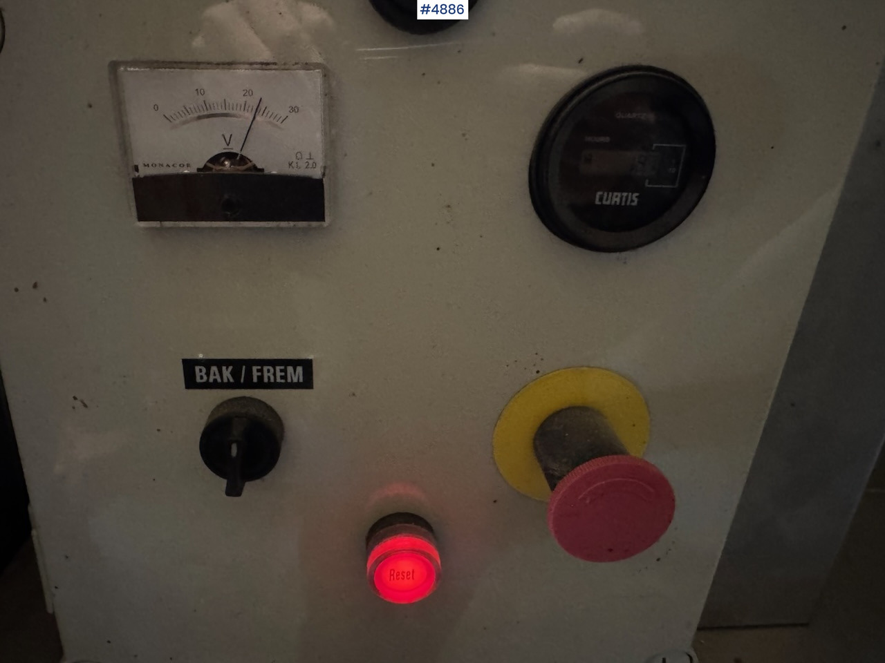 Livestock equipment GEA M300 Automatic feeder, barely used.: picture 11