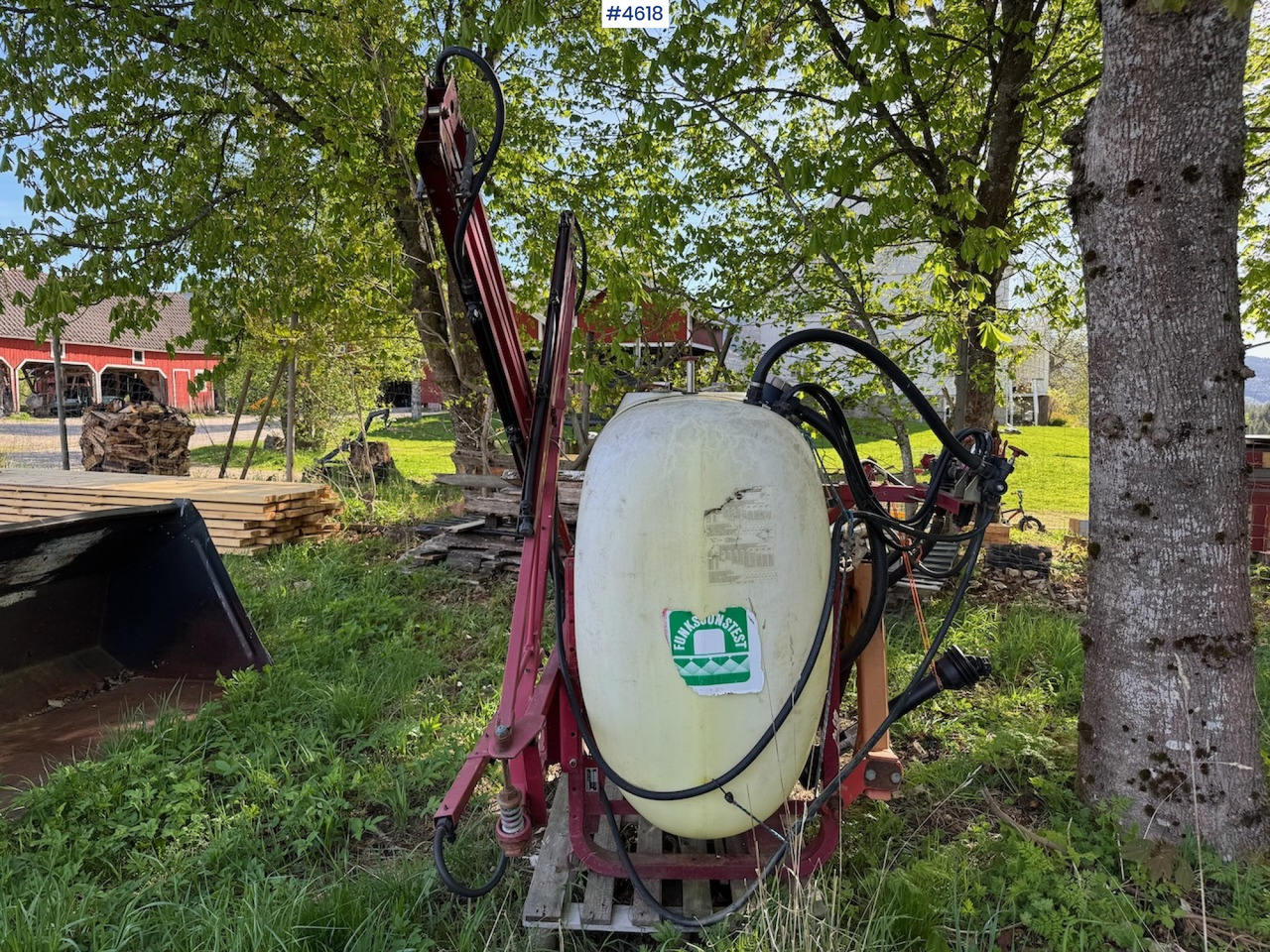 Hardi NK 800 w/ 10 m boom. - Sprayer: picture 4 Hardi NK 800 w/ 10 m boom. - Sprayer: picture 4