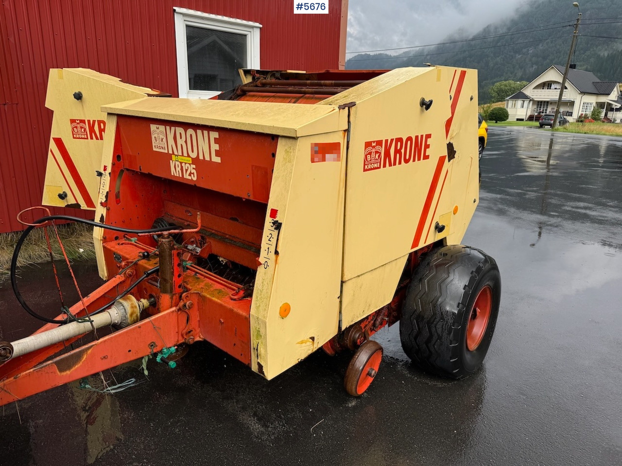 Krone KR 125 Round Baler - Hay and forage equipment: picture 5 Krone KR 125 Round Baler - Hay and forage equipment: picture 5