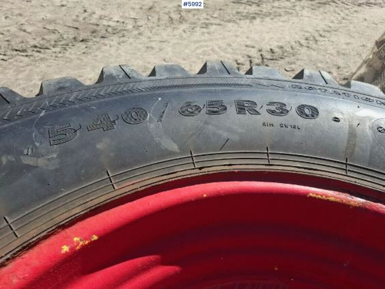 Nokian TRI2 2stk dekk på felg 540/65R30 - Wheel and tire package: picture 5 Nokian TRI2 2stk dekk på felg 540/65R30 - Wheel and tire package: picture 5