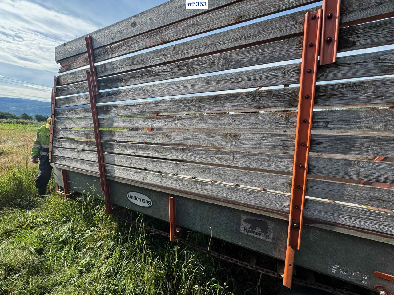 Underhaug unloading trailer - Hay and forage equipment: picture 3 Underhaug unloading trailer - Hay and forage equipment: picture 3