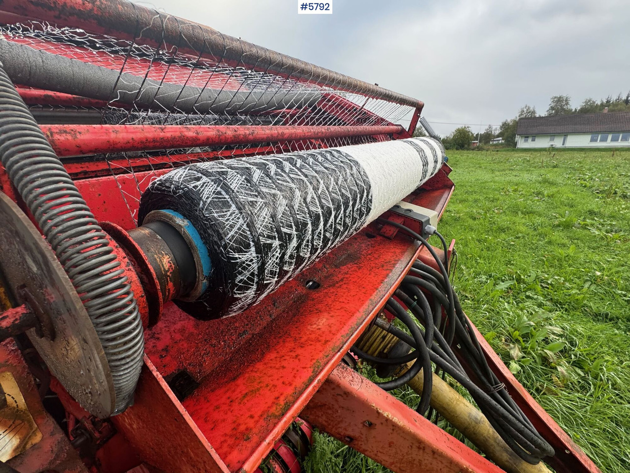 Welger RP 200 Mastercut round baler. Partially repaired object. - Hay and forage equipment: picture 2 Welger RP 200 Mastercut round baler. Partially repaired object. - Hay and forage equipment: picture 2