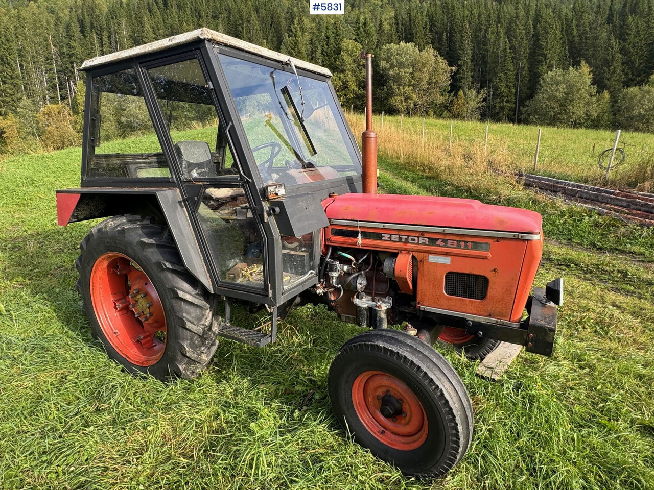 Zetor 4911 - Farm tractor: picture 1 Zetor 4911 - Farm tractor: picture 1