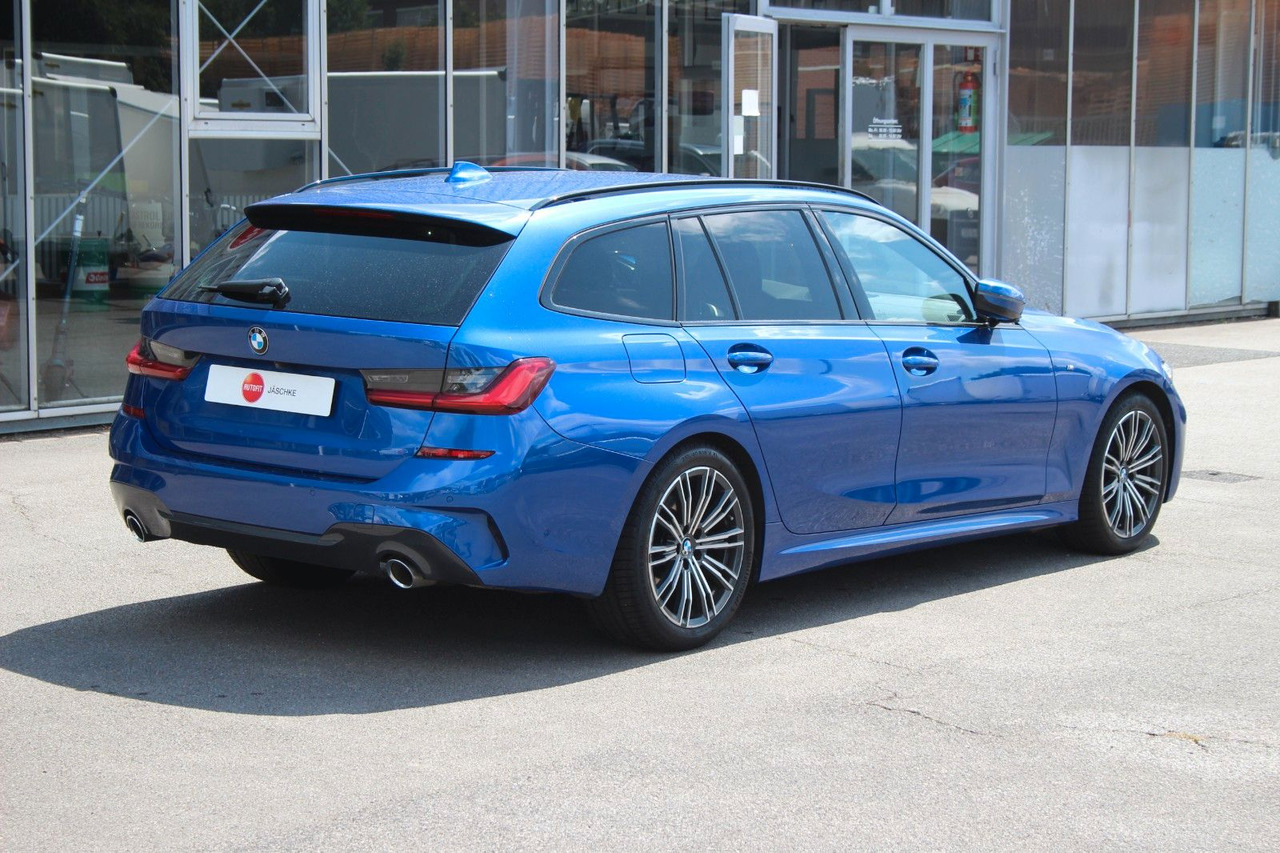 BMW 320 Touring d M Sport Laser Alcantara Harman Kar - Car: picture 2 BMW 320 Touring d M Sport Laser Alcantara Harman Kar - Car: picture 2