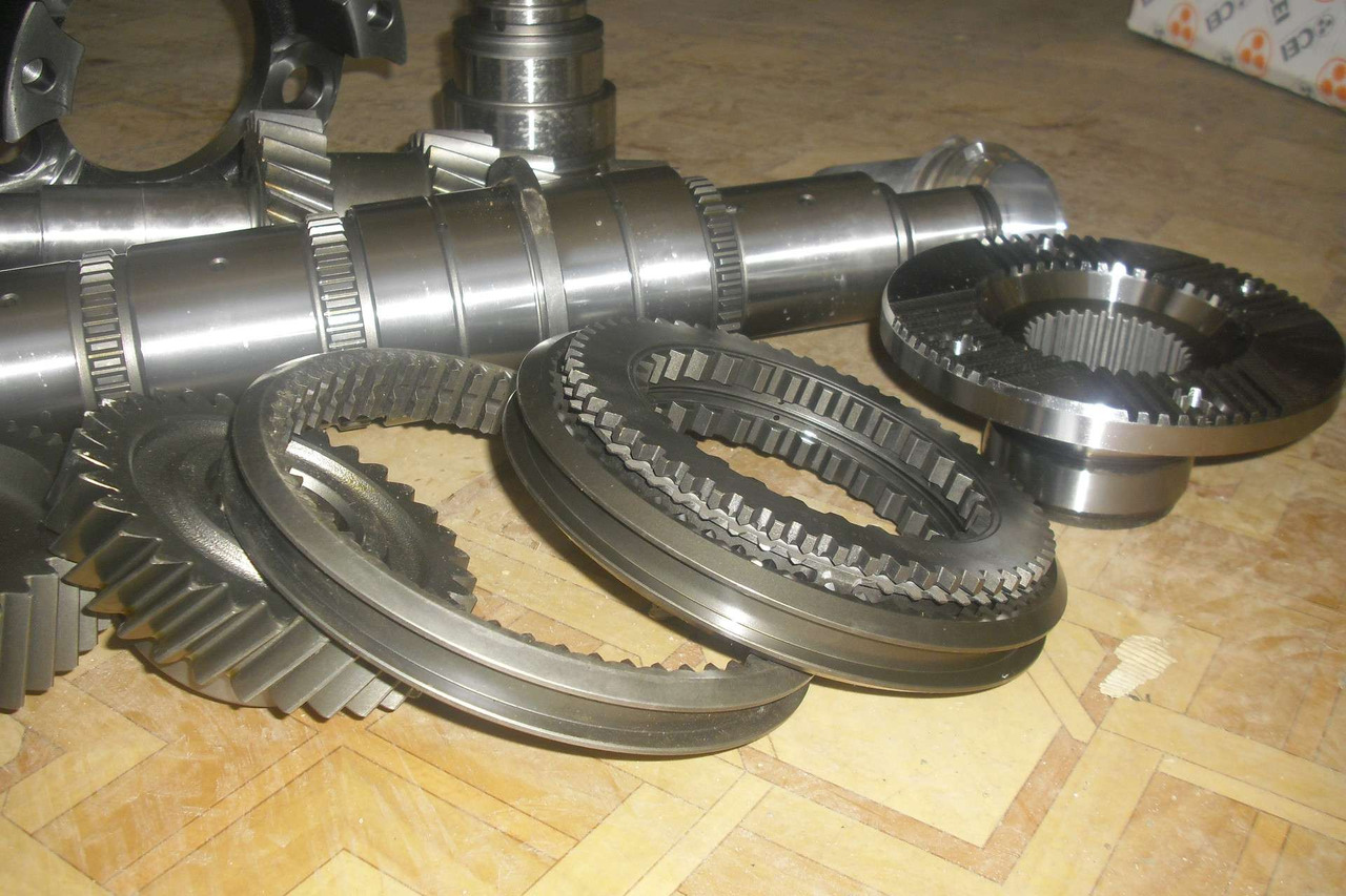 Spare parts for gearboxes Different - Gearbox and parts for Truck: picture 3 Spare parts for gearboxes Different - Gearbox and parts for Truck: picture 3