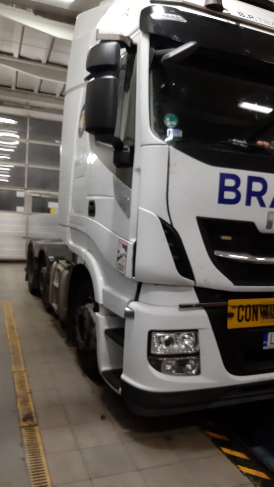 IVECO IVECO STRALIS 510 Hi-Way AS 440STX/P Euro VI z salonu Italia - Tractor unit: picture 5 IVECO IVECO STRALIS 510 Hi-Way AS 440STX/P Euro VI z salonu Italia - Tractor unit: picture 5