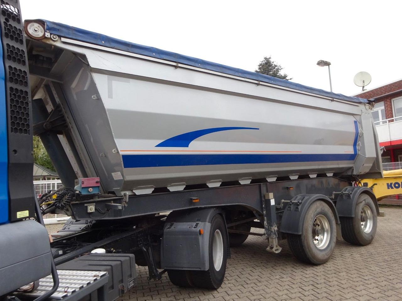 Kempf Kippauflieger ALU mit E-Abdeckplane 27m³ - Tipper semi-trailer: picture 2 Kempf Kippauflieger ALU mit E-Abdeckplane 27m³ - Tipper semi-trailer: picture 2