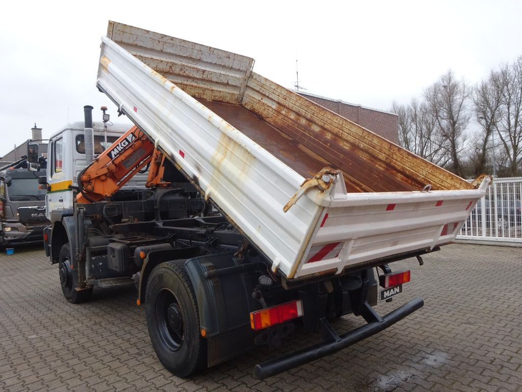 MAN 19.314 3SKipper MKG Ladekran + Schneeplatte - Crane truck, Tipper: picture 3 MAN 19.314 3SKipper MKG Ladekran + Schneeplatte - Crane truck, Tipper: picture 3