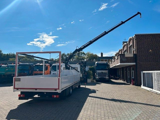 Mercedes-Benz 1221 Pritsche + HIAB XS077 ES 3 - 4x2 weiß - Dropside/ Flatbed truck, Crane truck: picture 4 Mercedes-Benz 1221 Pritsche + HIAB XS077 ES 3 - 4x2 weiß - Dropside/ Flatbed truck, Crane truck: picture 4
