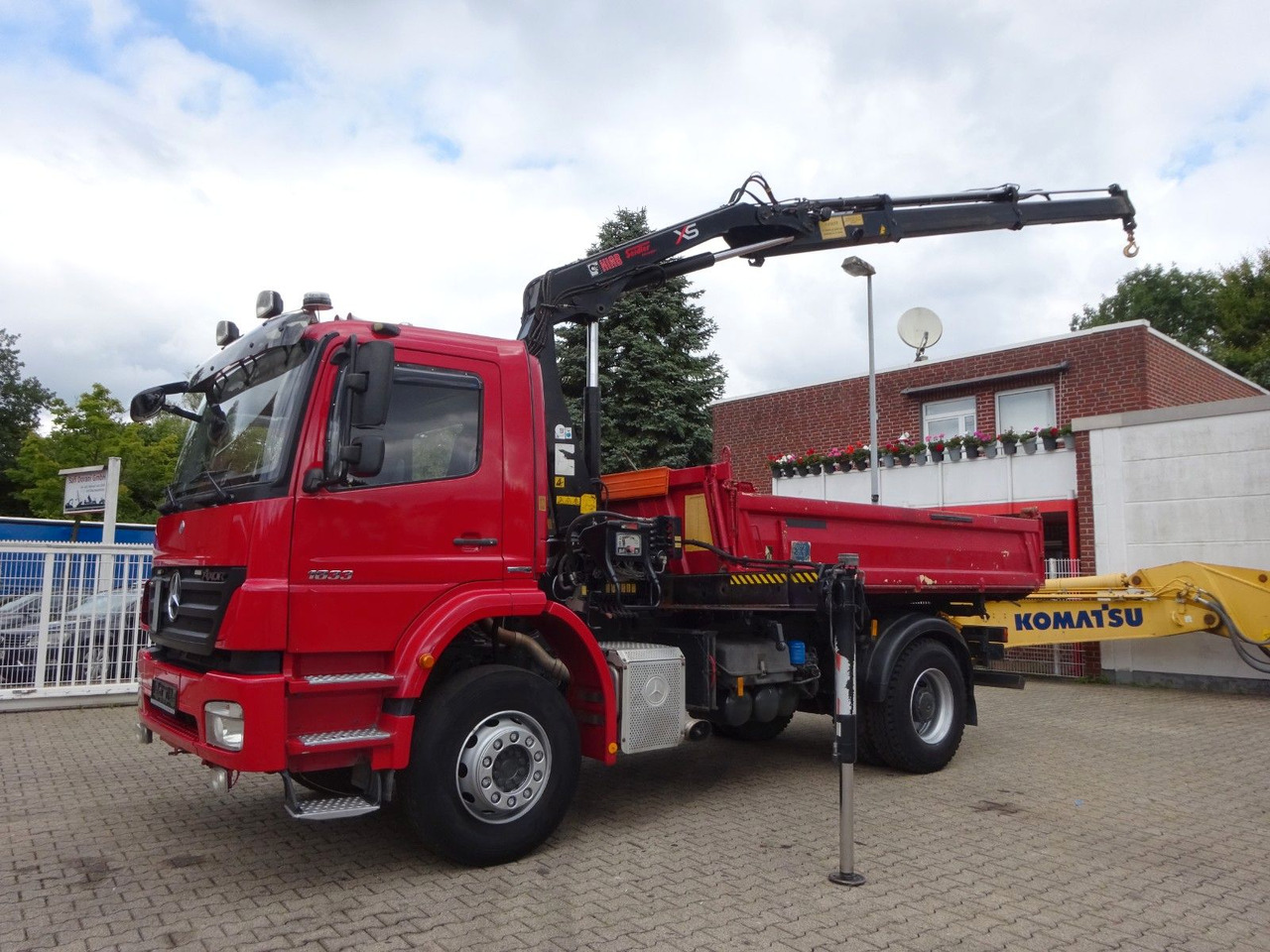 Mercedes-Benz 1833 Axor Meiller 3Skipper +HIAB 111 HIDUO +Funk - Tipper, Crane truck: picture 4 Mercedes-Benz 1833 Axor Meiller 3Skipper +HIAB 111 HIDUO +Funk - Tipper, Crane truck: picture 4