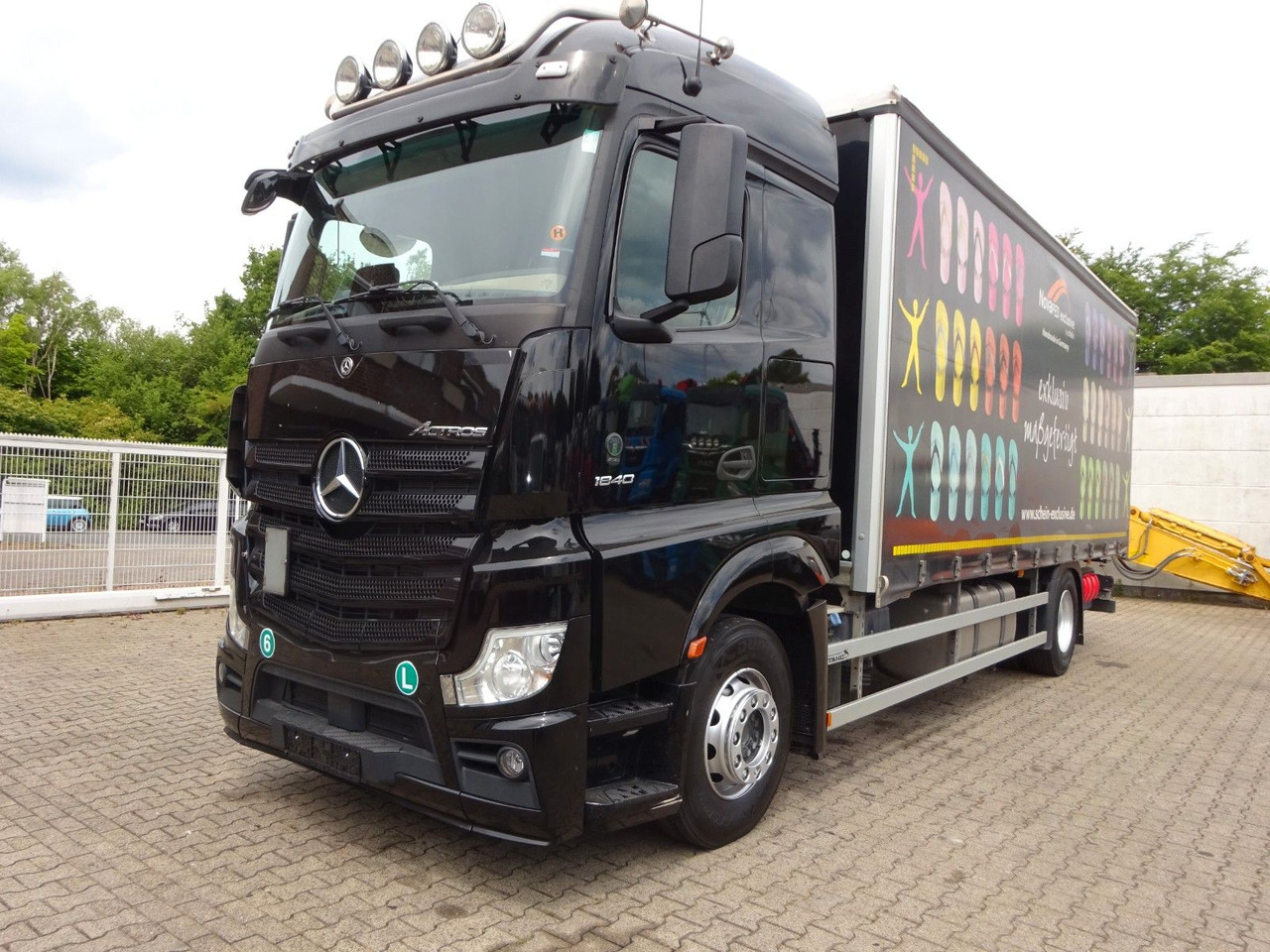 Mercedes-Benz 1840 Pritsche+Plane Edscha StreamSpace - Curtainsider truck: picture 2 Mercedes-Benz 1840 Pritsche+Plane Edscha StreamSpace - Curtainsider truck: picture 2
