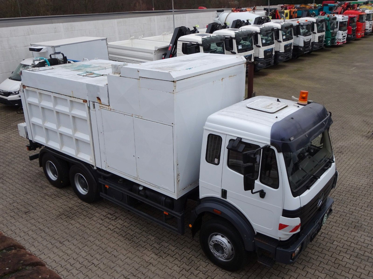 Mercedes-Benz 2527 Saugbagger. RSP Mercedes-Benz 2527 Saugbagger. RSP - Vacuum truck: picture 1 Mercedes-Benz 2527 Saugbagger. RSP Mercedes-Benz 2527 Saugbagger. RSP - Vacuum truck: picture 1