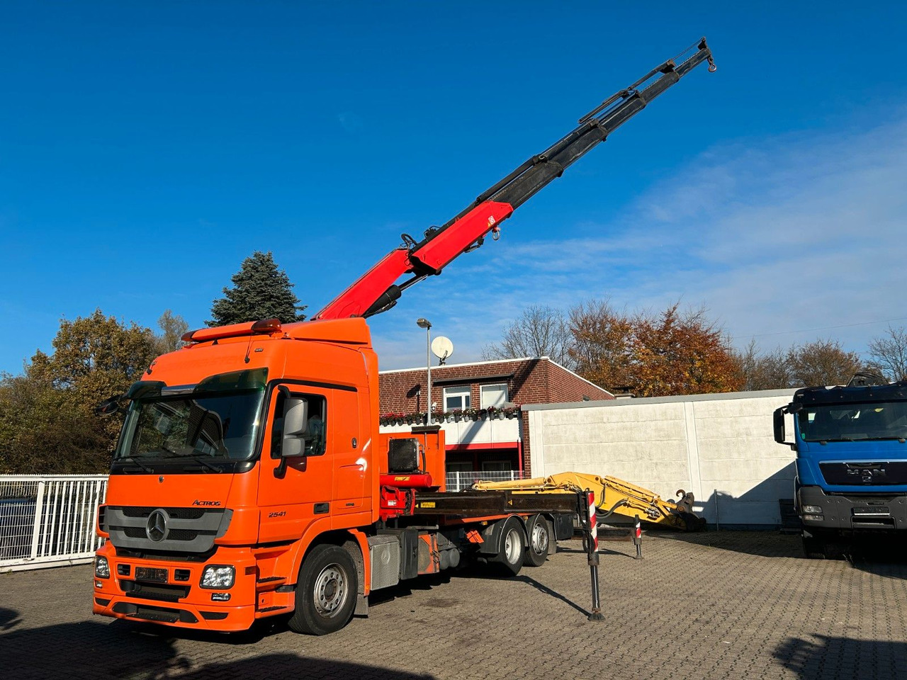 Mercedes-Benz 2541 Actros Plattform + FASSI Kran 6X2 - Crane truck: picture 5 Mercedes-Benz 2541 Actros Plattform + FASSI Kran 6X2 - Crane truck: picture 5
