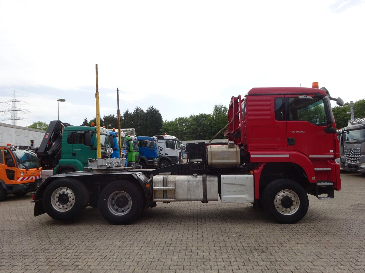 Tractor unit MAN 28.500 TGS mit Lift+Lenkachse Allrad: picture 8
