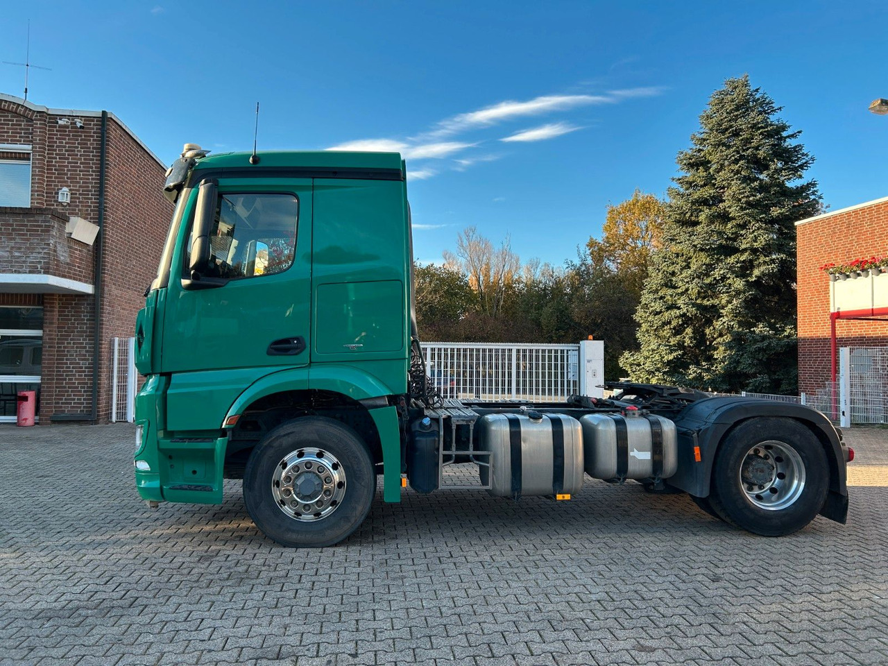 Mercedes-Benz Arocs 1845 SZM 4x4 HAD - Tractor unit: picture 5 Mercedes-Benz Arocs 1845 SZM 4x4 HAD - Tractor unit: picture 5