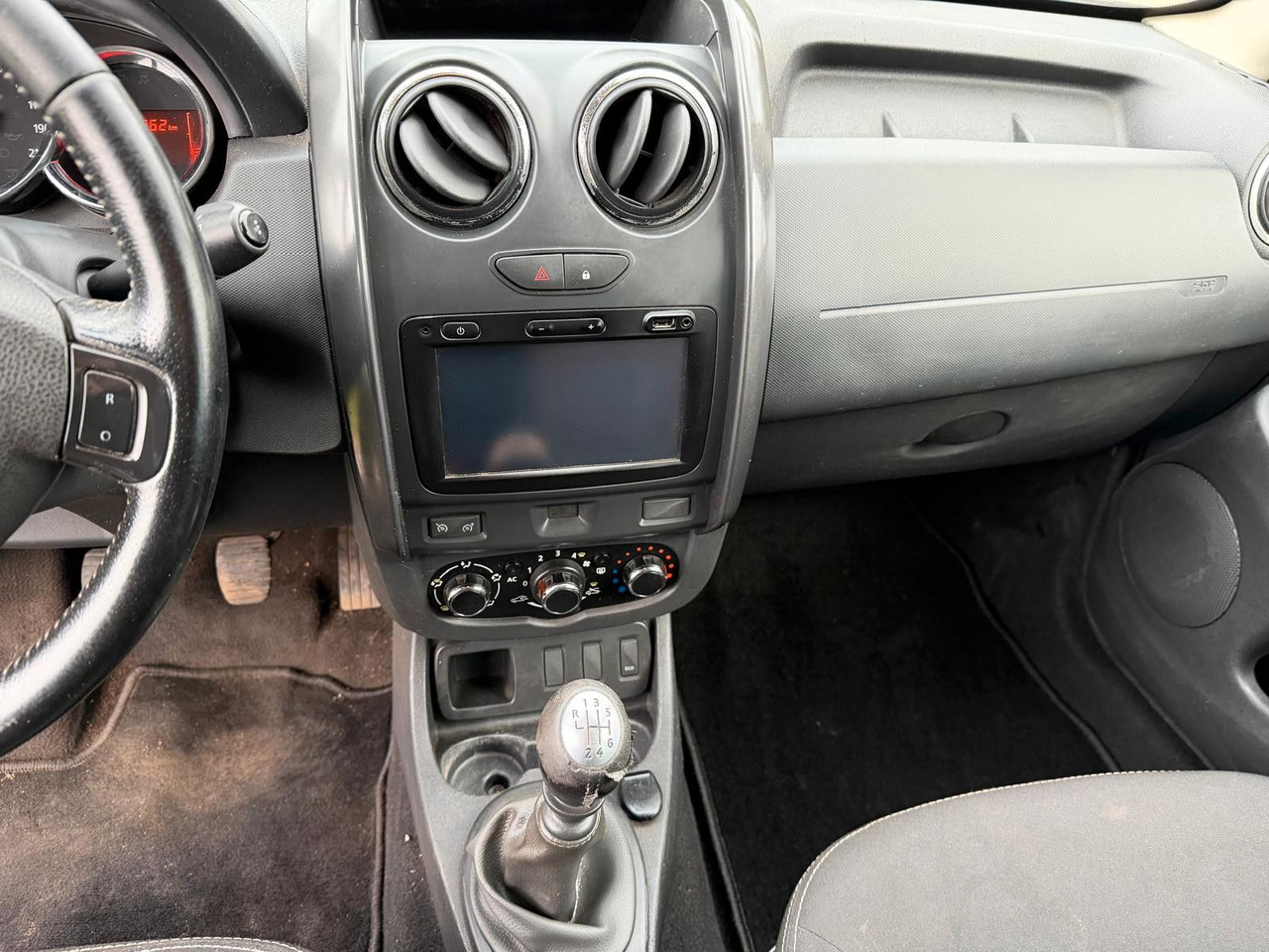 Passenger van Dacia Duster I Laureate 1.5 DCI *nur 55 000km!: picture 12 Passenger van Dacia Duster I Laureate 1.5 DCI *nur 55 000km!: picture 12