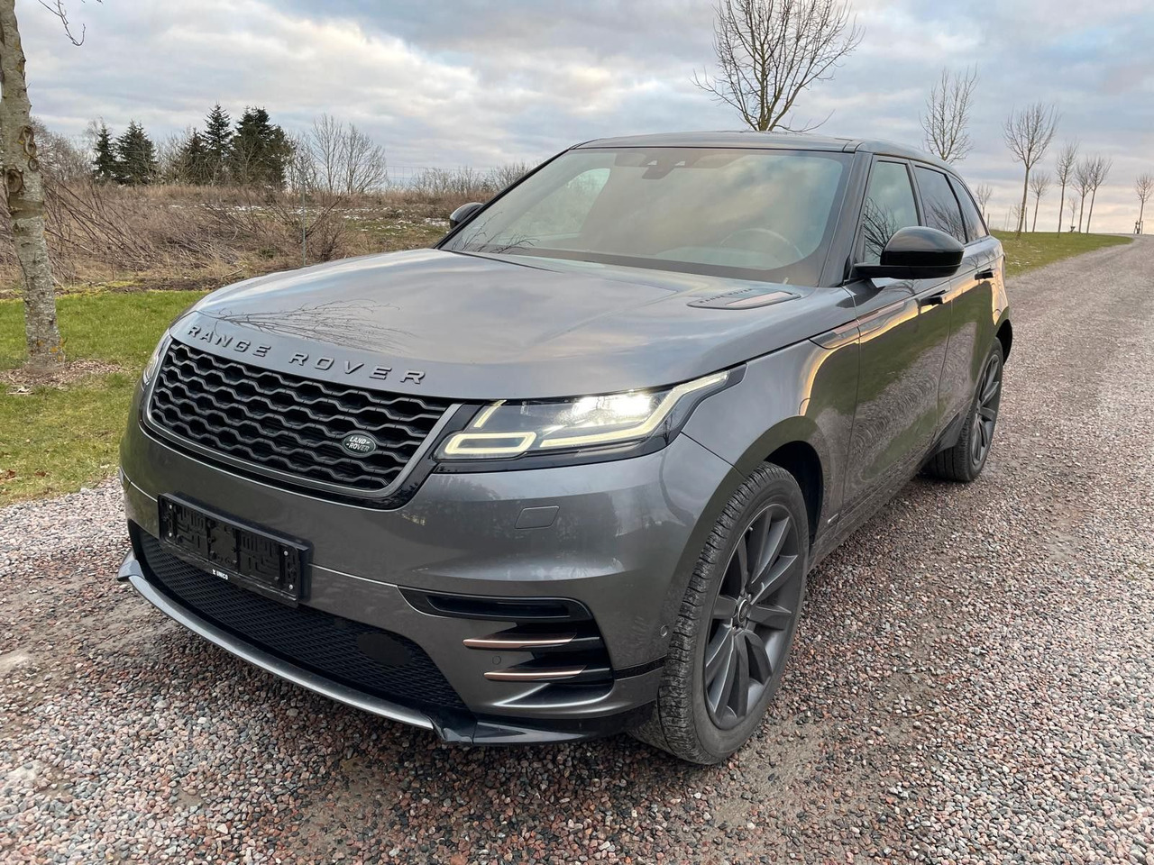 Land Rover Range Rover Velar R-Dynamic 3.0D 4WD Land Rover Range Rover Velar R-Dynamic 3.0D 4WD *RESERVED - SUV: picture 2 Land Rover Range Rover Velar R-Dynamic 3.0D 4WD Land Rover Range Rover Velar R-Dynamic 3.0D 4WD *RESERVED - SUV: picture 2
