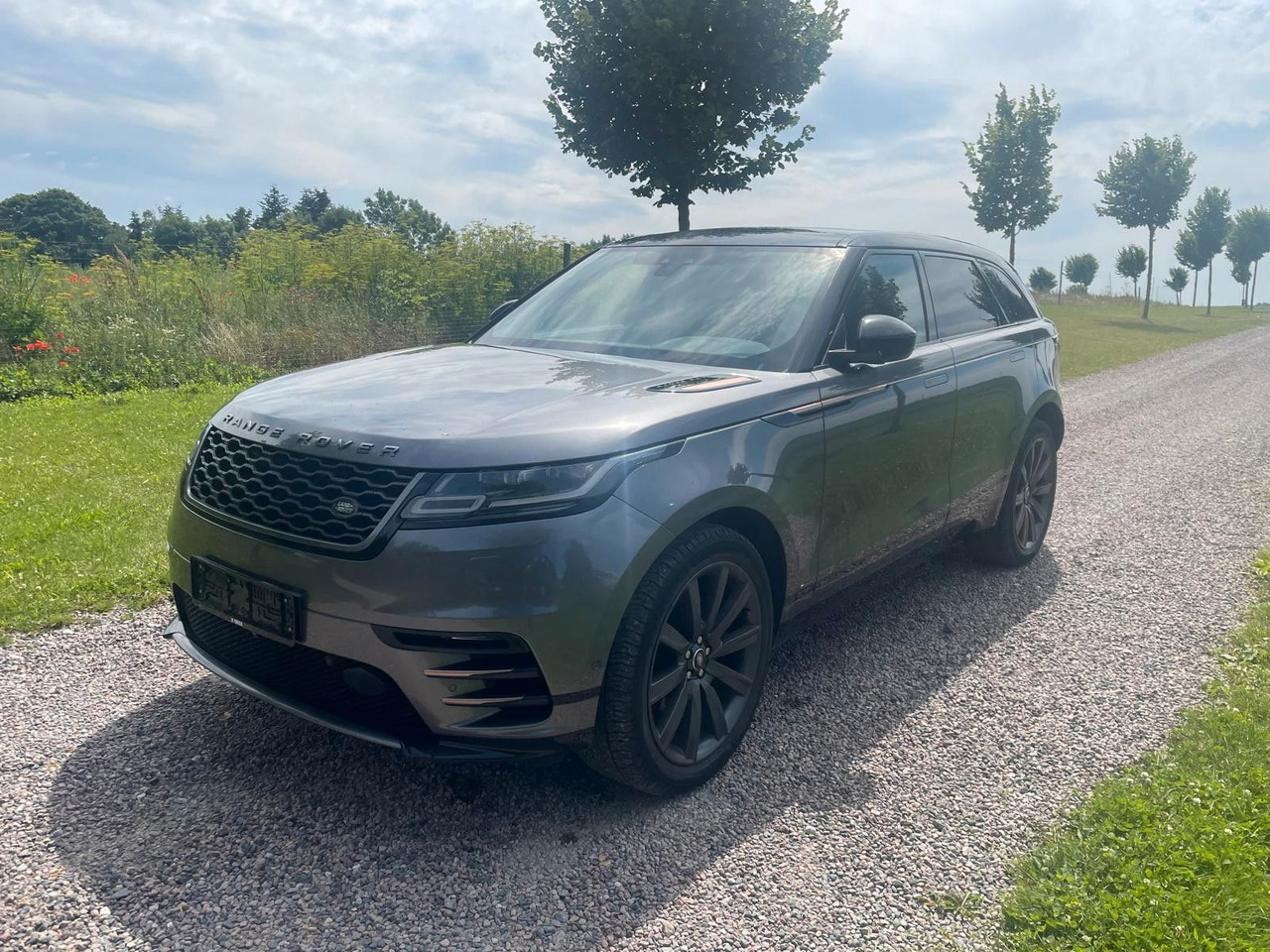 Land Rover Range Rover Velar R-Dynamic 3.0D 4WD Land Rover Velar R-Dynamic 3.0D 4WD *LKW zullasung: 2 sitze - SUV: picture 1 Land Rover Range Rover Velar R-Dynamic 3.0D 4WD Land Rover Velar R-Dynamic 3.0D 4WD *LKW zullasung: 2 sitze - SUV: picture 1