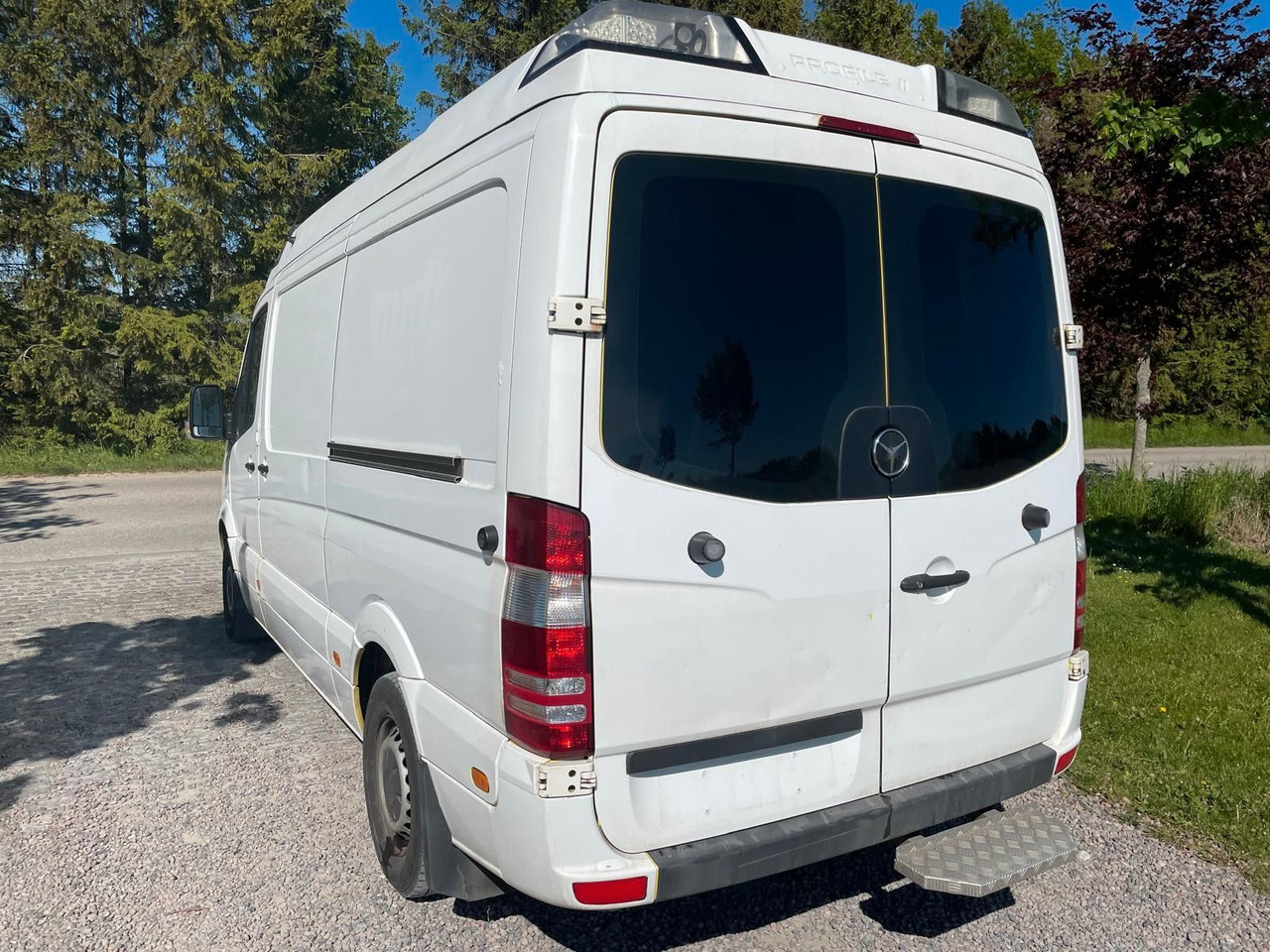 Mercedes-Benz Sprinter Kasten 316 CDI Ambulance *7 300 Netto - Ambulance: picture 3 Mercedes-Benz Sprinter Kasten 316 CDI Ambulance *7 300 Netto - Ambulance: picture 3