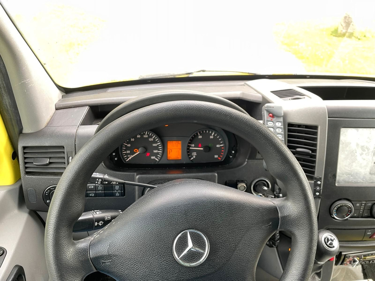 Ambulance Mercedes-Benz Sprinter Kasten 316 CDI Aut: picture 12