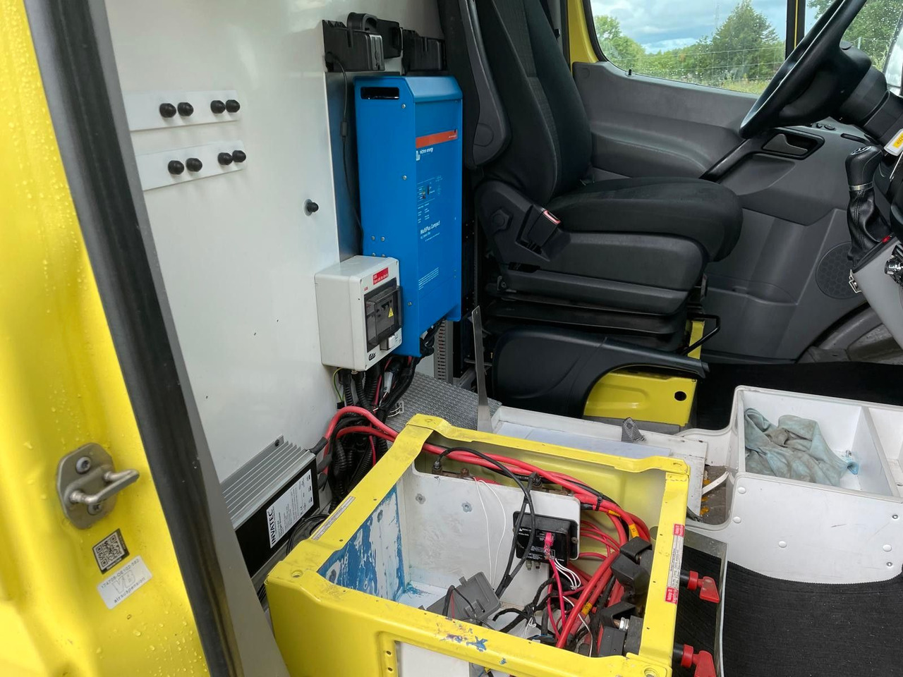Ambulance Mercedes-Benz Sprinter Kasten 316 CDI Aut: picture 16