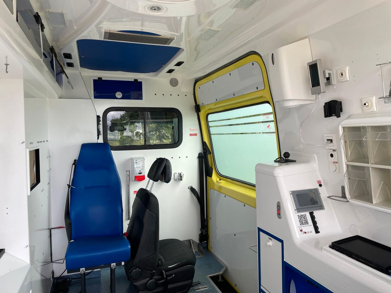 Ambulance Mercedes-Benz Sprinter Kasten 316 CDI Aut: picture 22