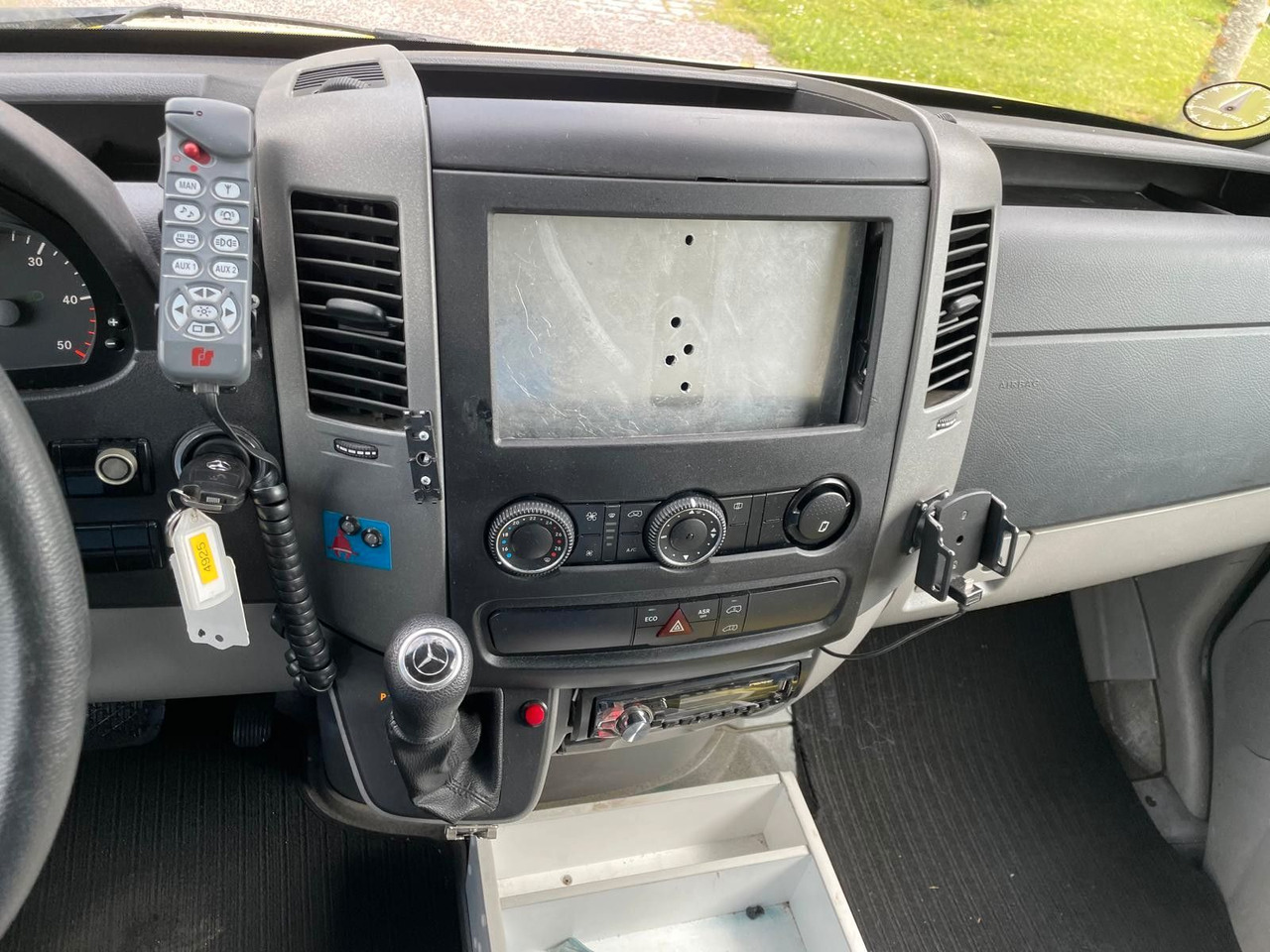 Ambulance Mercedes-Benz Sprinter Kasten 316 CDI Aut: picture 13